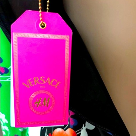 NWT- VERSACE STAMPA FLORAL SILK MINI DRESS - Picture 14 of 15